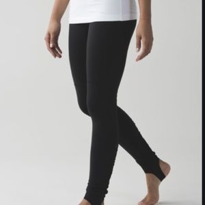 Lululemon SE* heel strap black leggings